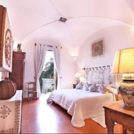 Hotel Boutique La Casa Azul Cuernavaca Phòng bức ảnh