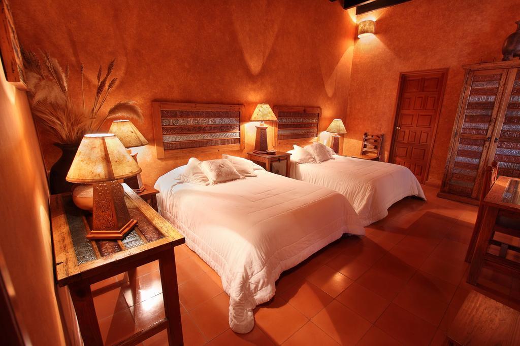 Hotel Boutique La Casa Azul Cuernavaca Ngoại thất bức ảnh